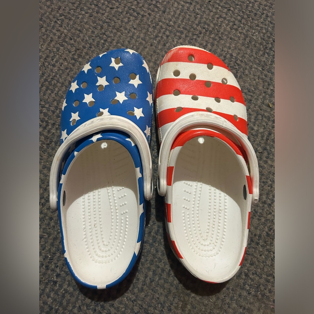 American flag Crocs